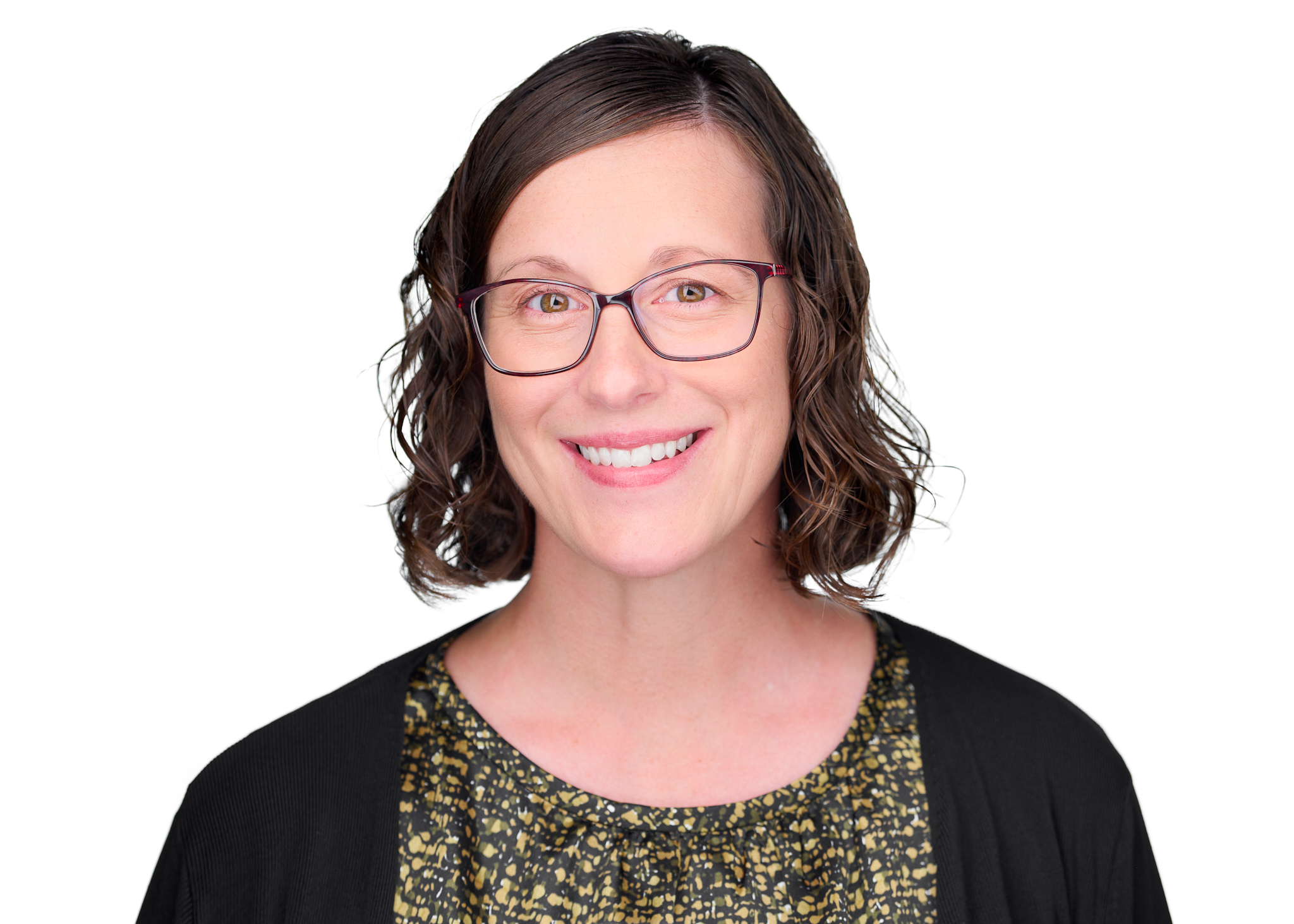 Annette Waznonis Headshot 2023